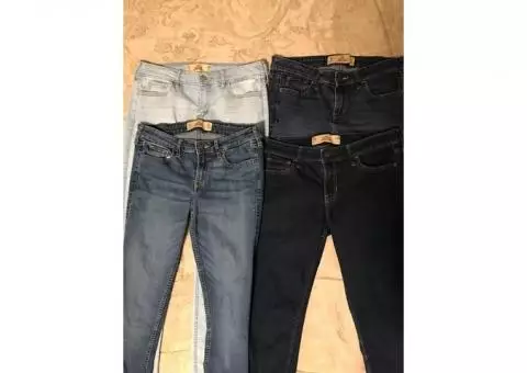 Holister Jeans - 4 pair