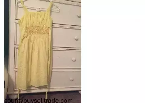 Beautiful yellow dress perfect for Easter