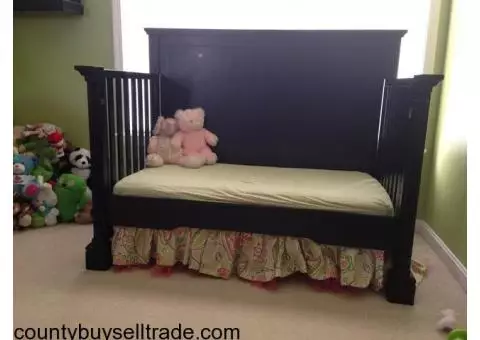 Crib- 3 in 1 bed